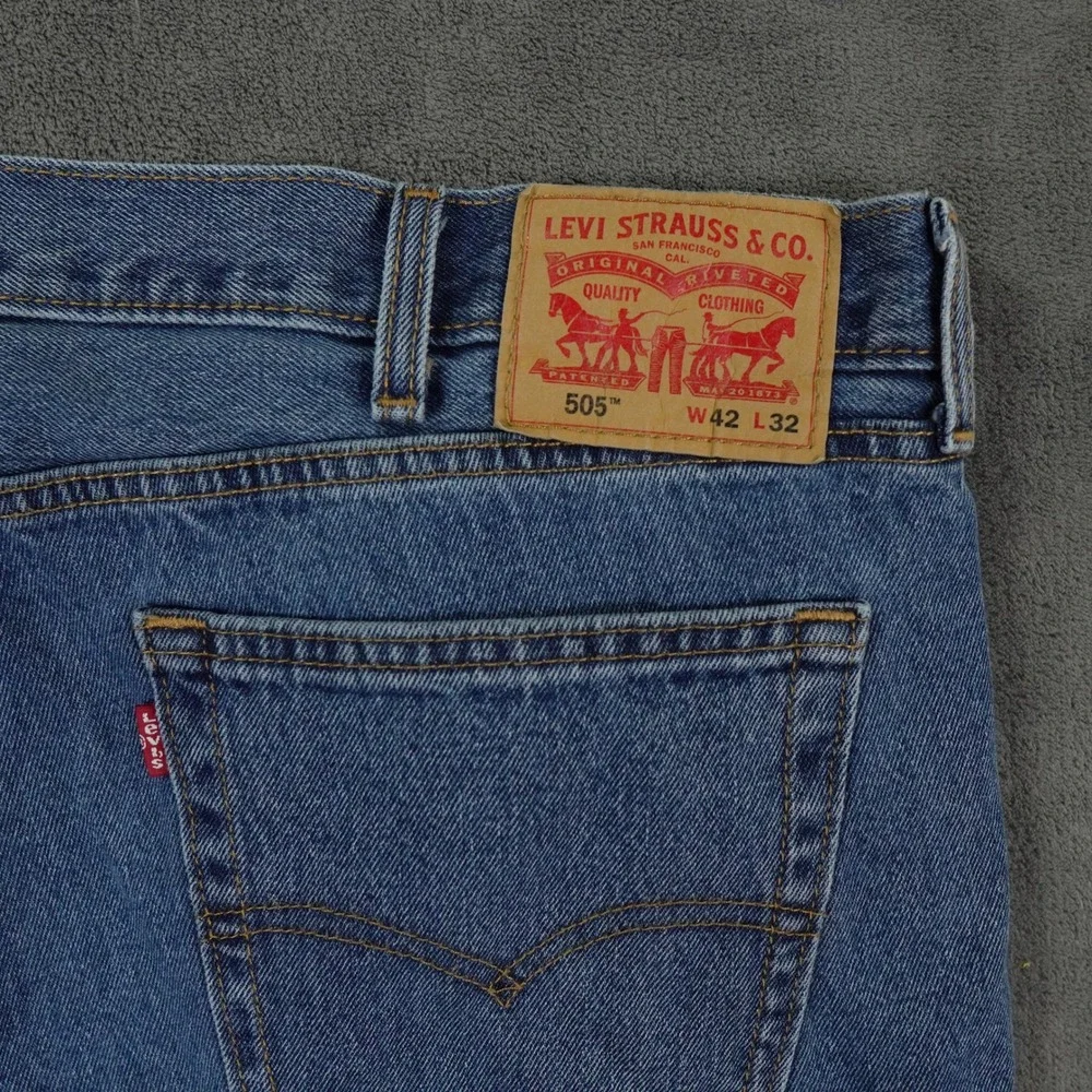 Levis‎ 505 Regular Fit Jeans Mens 42x32 Blue Straight Leg Denim